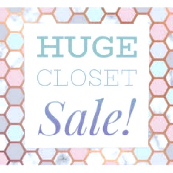 Everything just went on SALE grab it while it’s here 🥰 - Picture 1 of 1